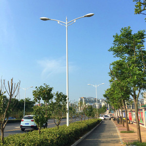 高杆路灯